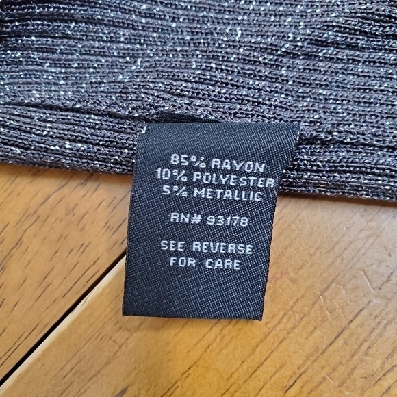 Premise Short Sleeve Sparkling Women's Small Top - Picture 7 of 8